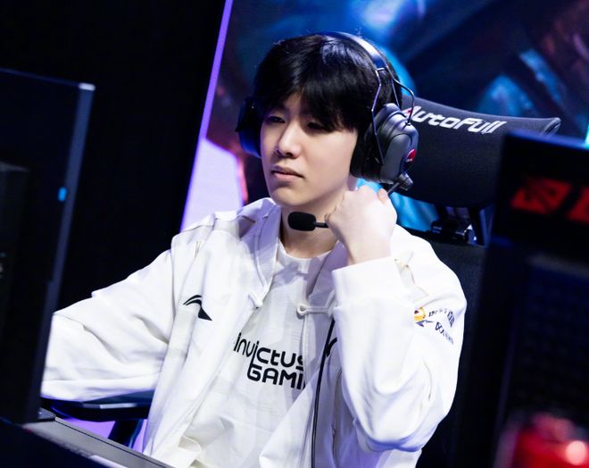 从本泽马 从本泽马